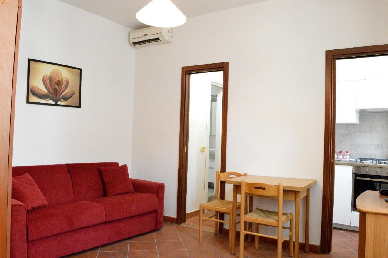Casa Vacanze Little Queen โรม ภายนอก รูปภาพ