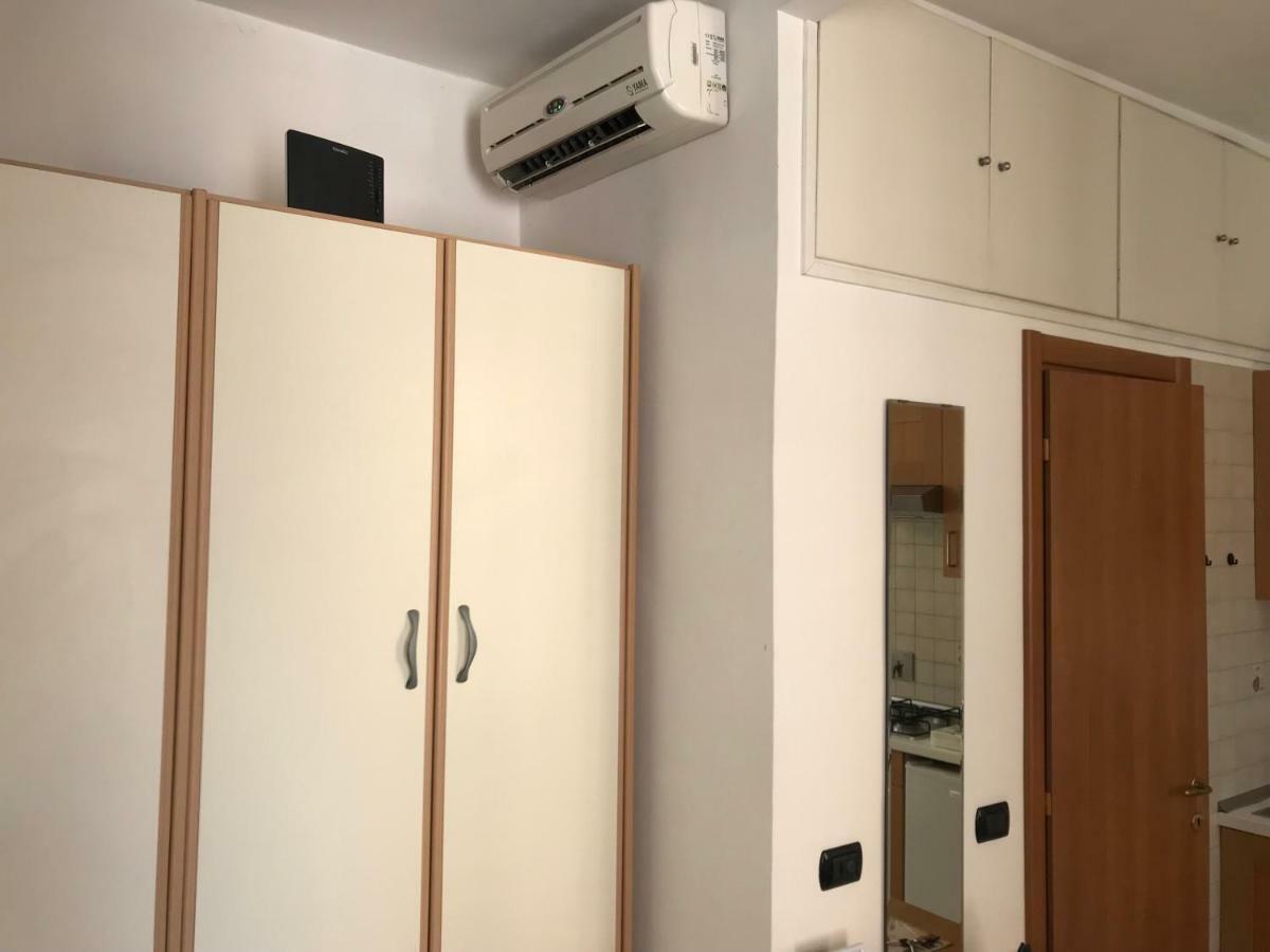 Casa Vacanze Little Queen โรม ภายนอก รูปภาพ